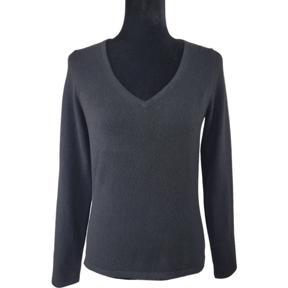 Ann Taylor Woman’s Black 100% cashmere v-neck pullover sweater size M - Picture 1 of 12